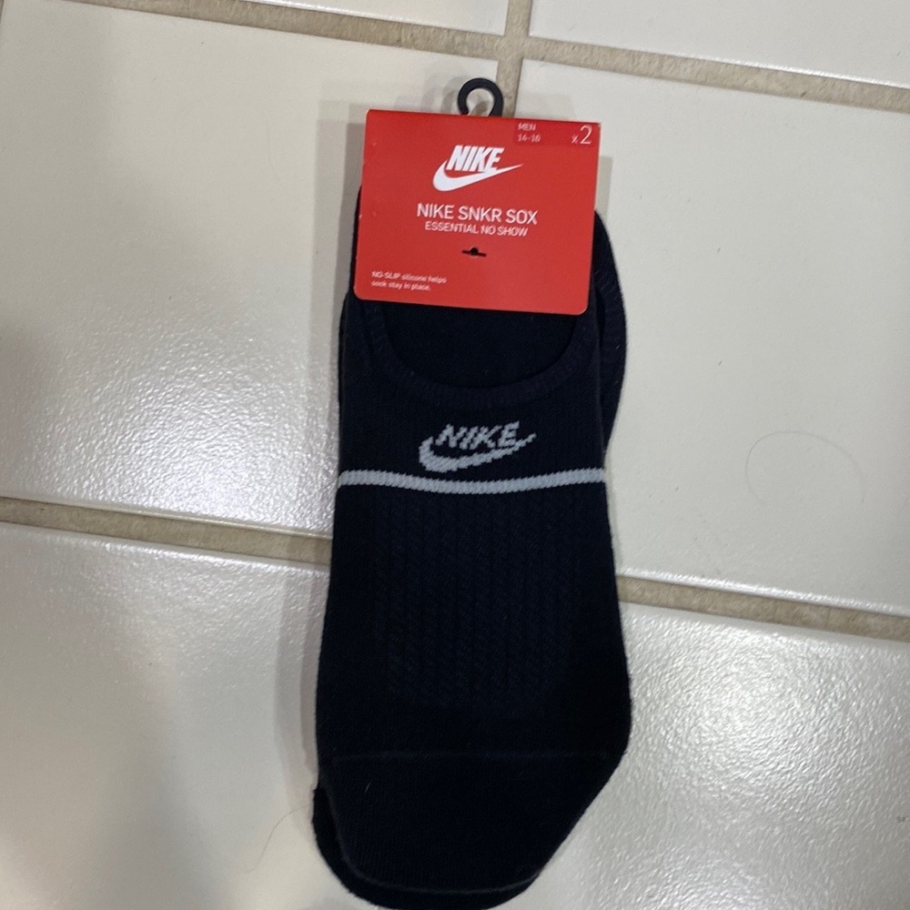 2pair Nike no show socks. Black. Size 14-16